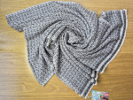 Handgewebter Kaschmir-Schal mit Chevron-Struktur | Anthrazit-Weiß | 68×196 cm